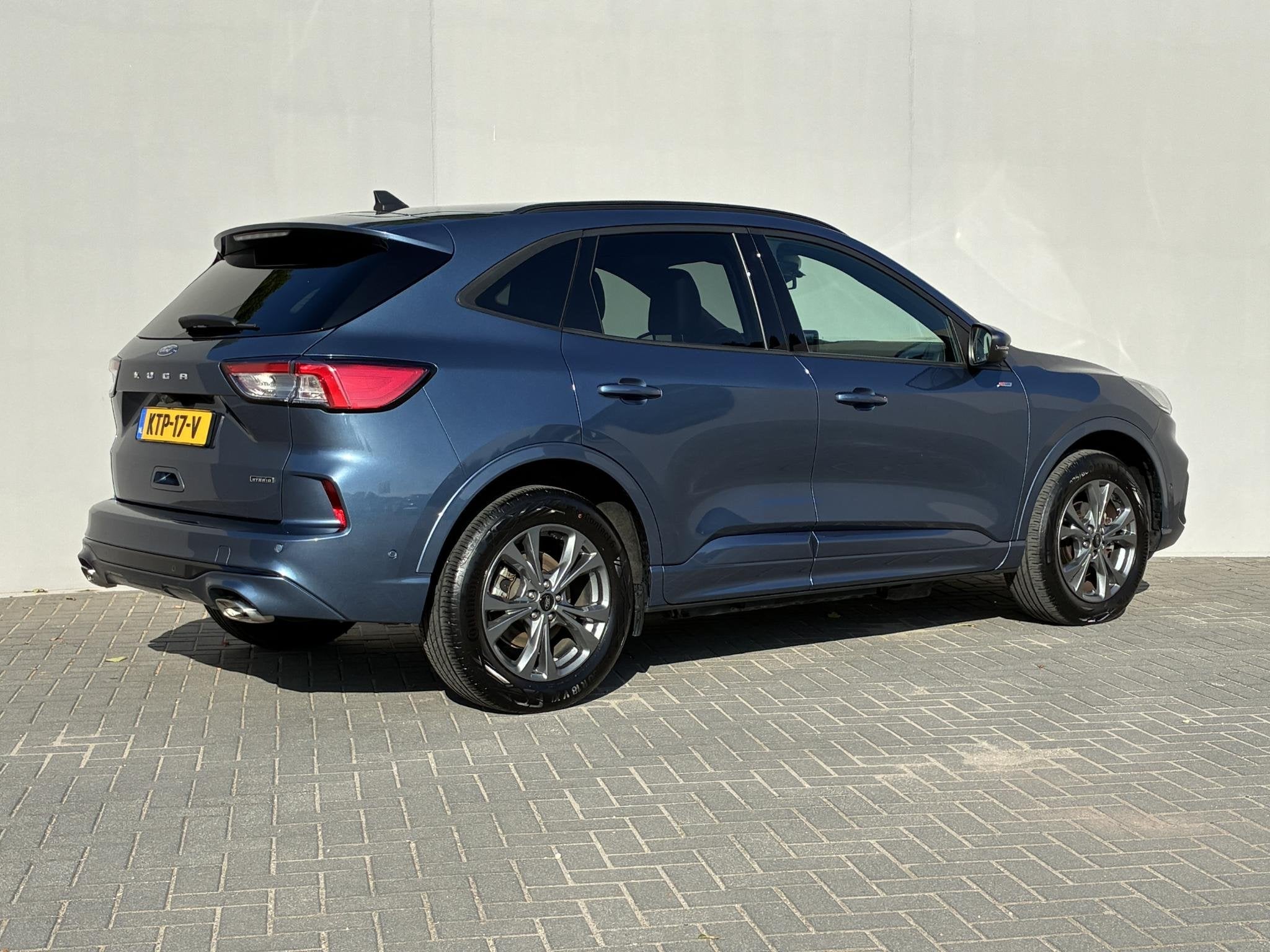 Ford Kuga 2.5 PHEV ST-Line X / Dealer onderhouden / Trekgewi, Auto's, Dealer onderhouden, 14 kWh, Gebruikt, Euro 6