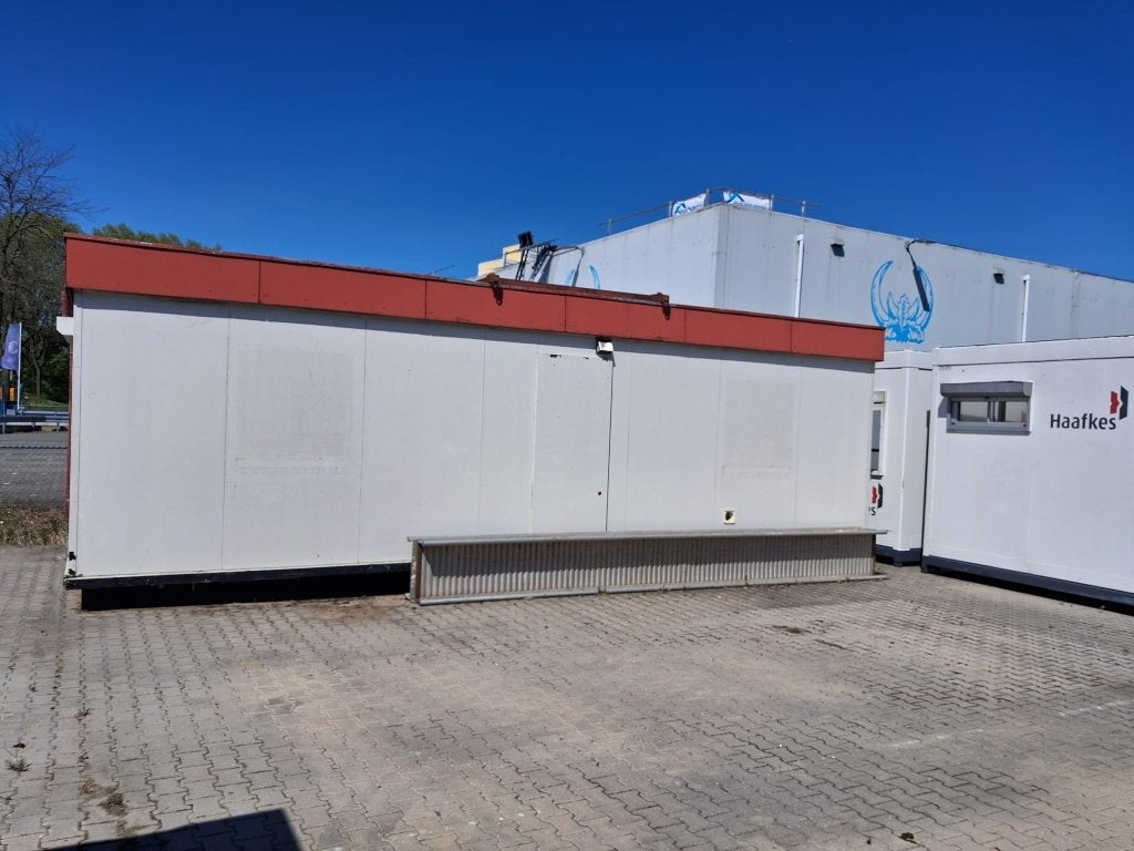Te koop: Ruime unit/bouwkeet/drankkeet 9 x 3 meter, Ophalen