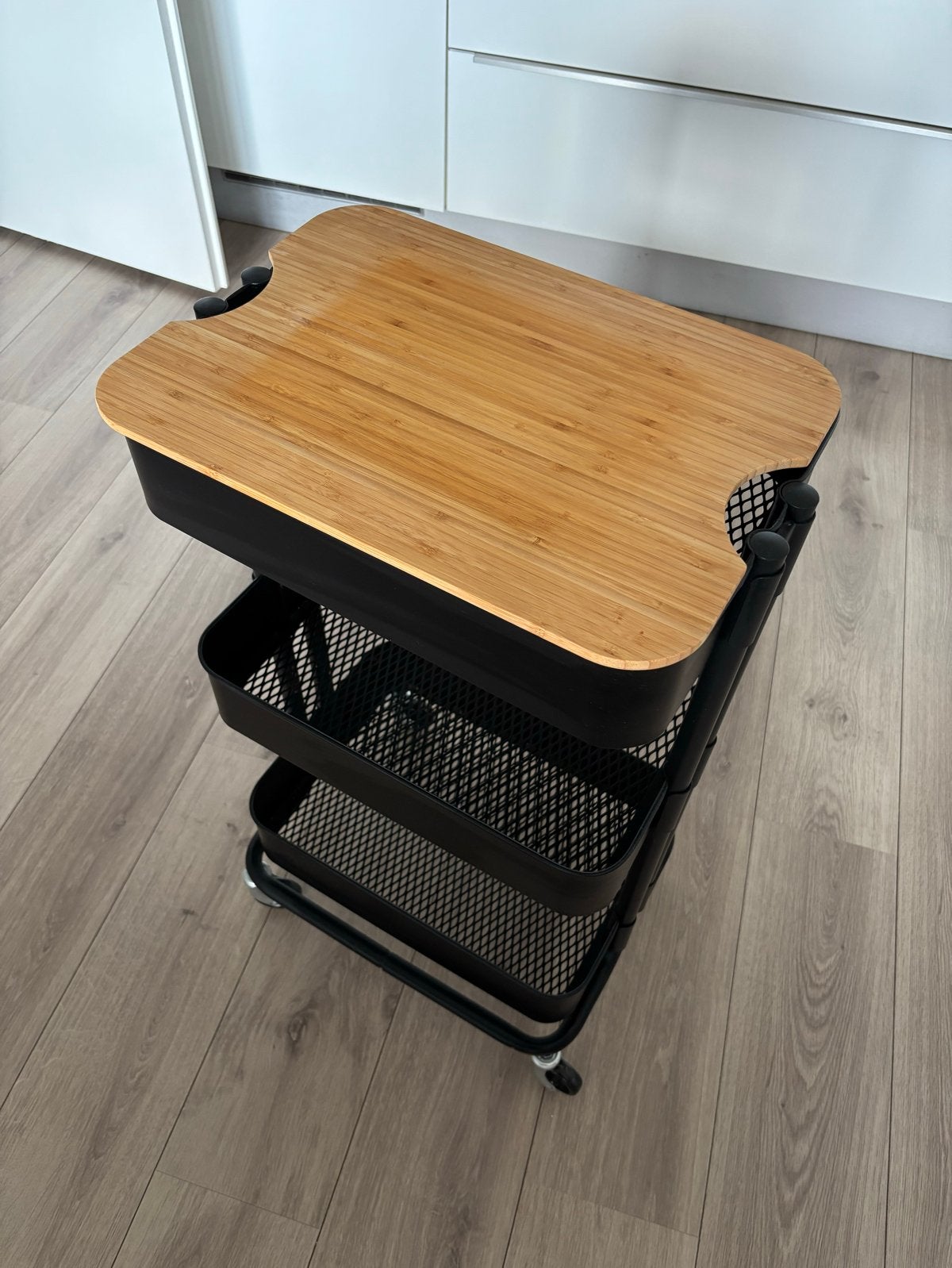 IKEA RÅSKOG roltafel/serveerwagen met bamboe snijplank, Ophalen, Gebruikt