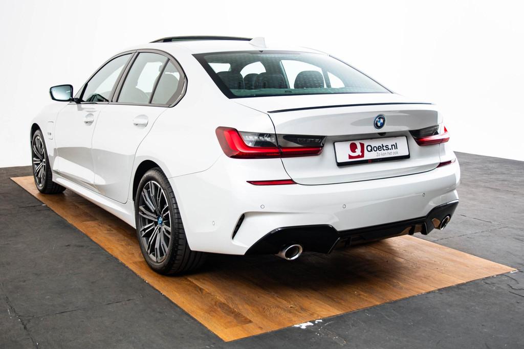 BMW 3-serie 330e M Sport - schuif/kanteldak - Head up - Elek, Gebruikt, 4 cilinders, Wit, Bedrijf
