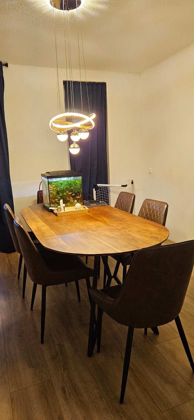 Elegant mango wood dinning table with 6 chairs, Ophalen, Overige materialen, 100 tot 150 cm, 200 cm of meer