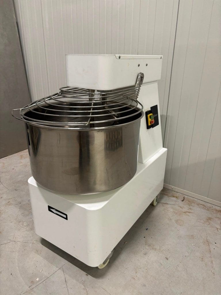 Profinox Spiraaldeegmenger 40L | 35 kg Deeg | 400V, 4 liter of meer, Profinox, Profinox, 1 snelheid
