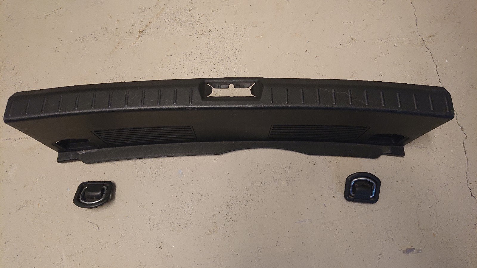 Toyota Avensis 1.8 hatchback 2005 T25 kofferbak cover onder, Ophalen, Achterklep, Toyota, Achter