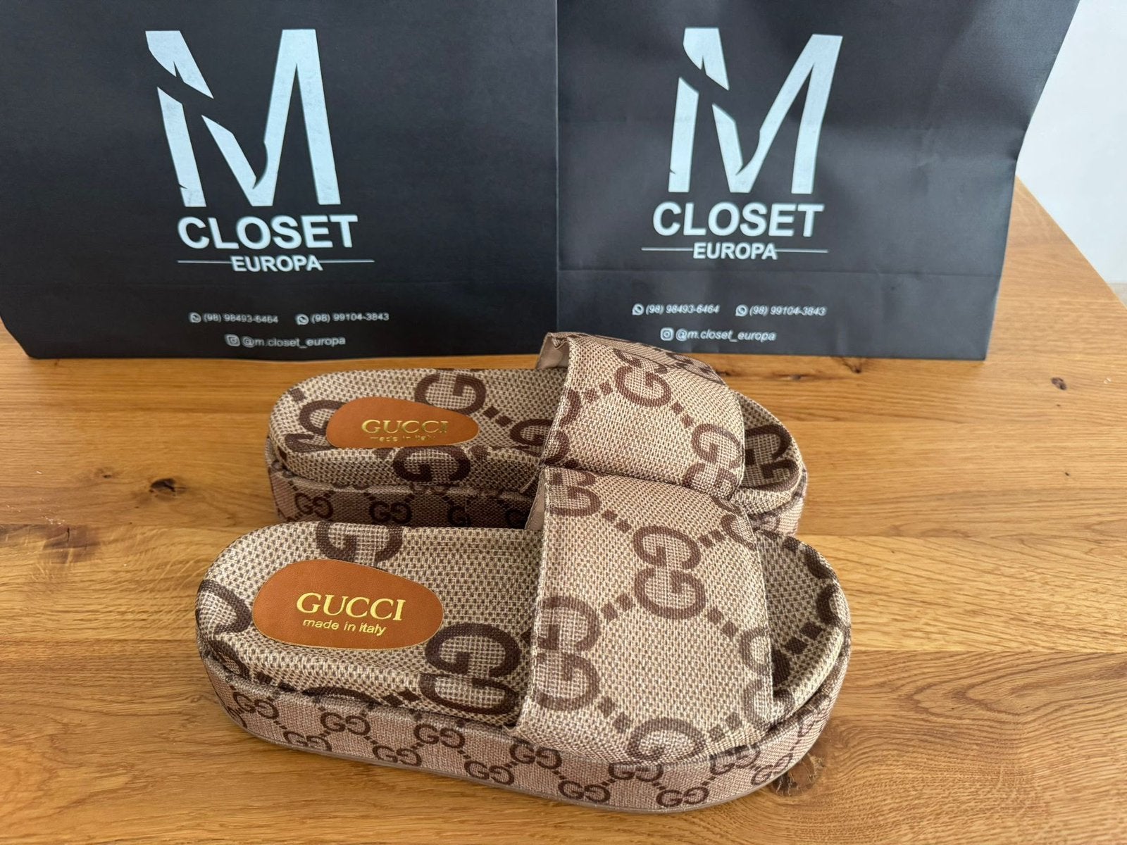 Mooie slippers van mooie kwaliteit, Kleding | Dames, Schoenen, Ophalen of Verzenden, Zo goed als nieuw