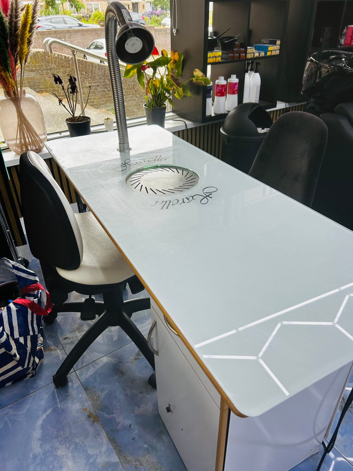 Nageltafel, manicuretafel, Ophalen, Zo goed als nieuw, 50 tot 100 cm, Minder dan 100 cm
