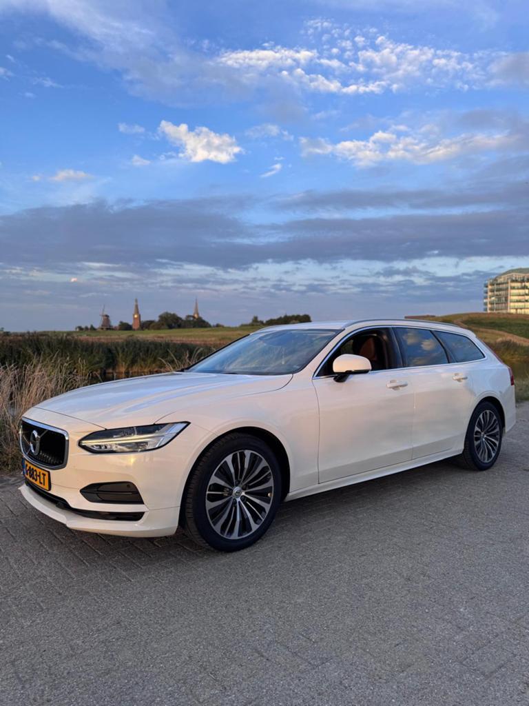 Volvo V90 D4 190pk Geartronic 2019 Wit Model 2020, Auto's, Volvo, 1969 cc, Wit, Origineel Nederlands, Stationwagon