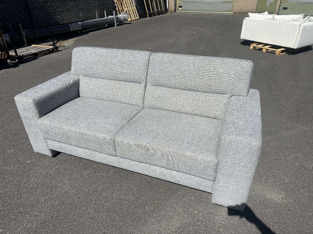 !!REFURBISHED!! Schitterende tweezitter grijs als nieuw, 75 tot 100 cm, Ophalen of Verzenden, Rechte bank, Modern klassiek retro industrieel