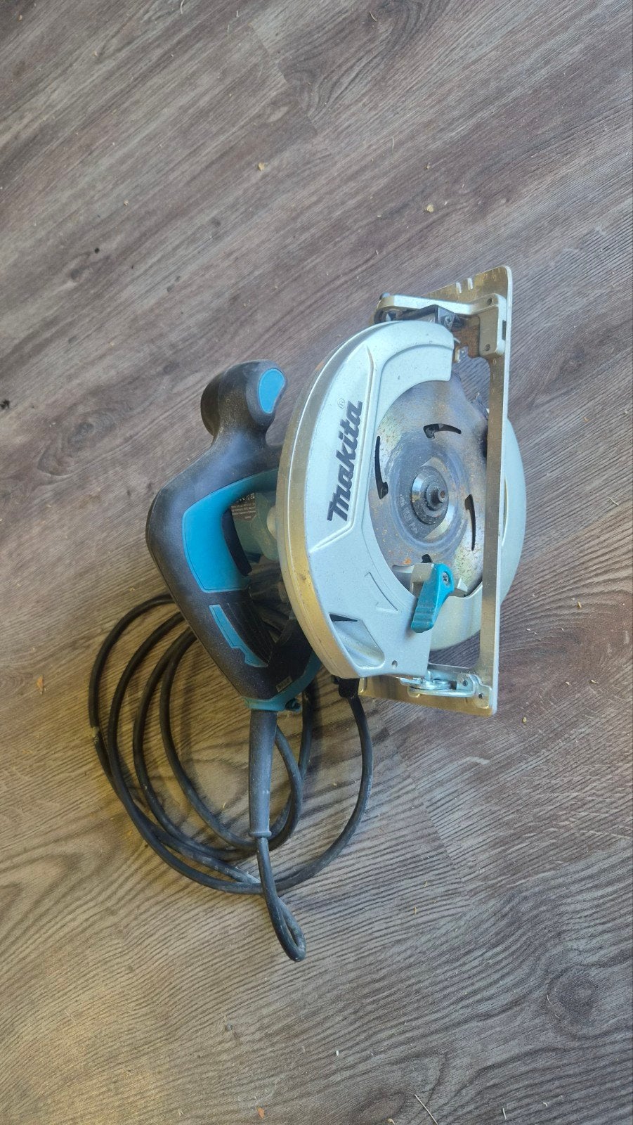 Makita HS7601 Cirkelzaag - Krachtig en Betrouwbaar, Gebruikt, Cirkelzaag, 70 mm of meer, Ophalen of Verzenden