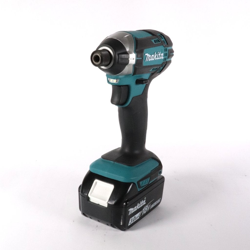 Makita DTD152 Schroeftol Met Accu  - Nette Staat, Doe-het-zelf en Verbouw, Makita, Gebruikt, Support@makita.com, Makita Corporation, 3-11-8, Sumiyoshi-cho, 
Anjo, Aichi 446-8502
Japan
