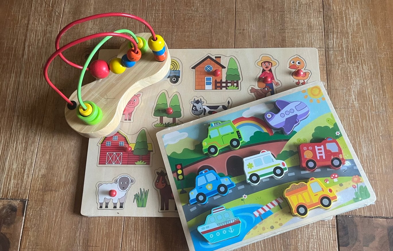 Pakket 2 houten puzzels en kralenbaan, Ophalen, Zo goed als nieuw