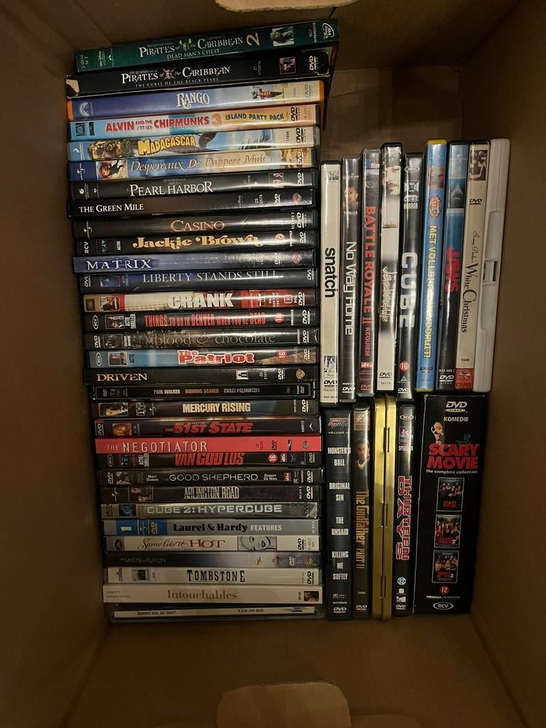 300+ DVD's, diverse films en boxsets, 3 dozen, Cd's en Dvd's, Ophalen, Alle leeftijden, Boxset, Zo goed als nieuw
