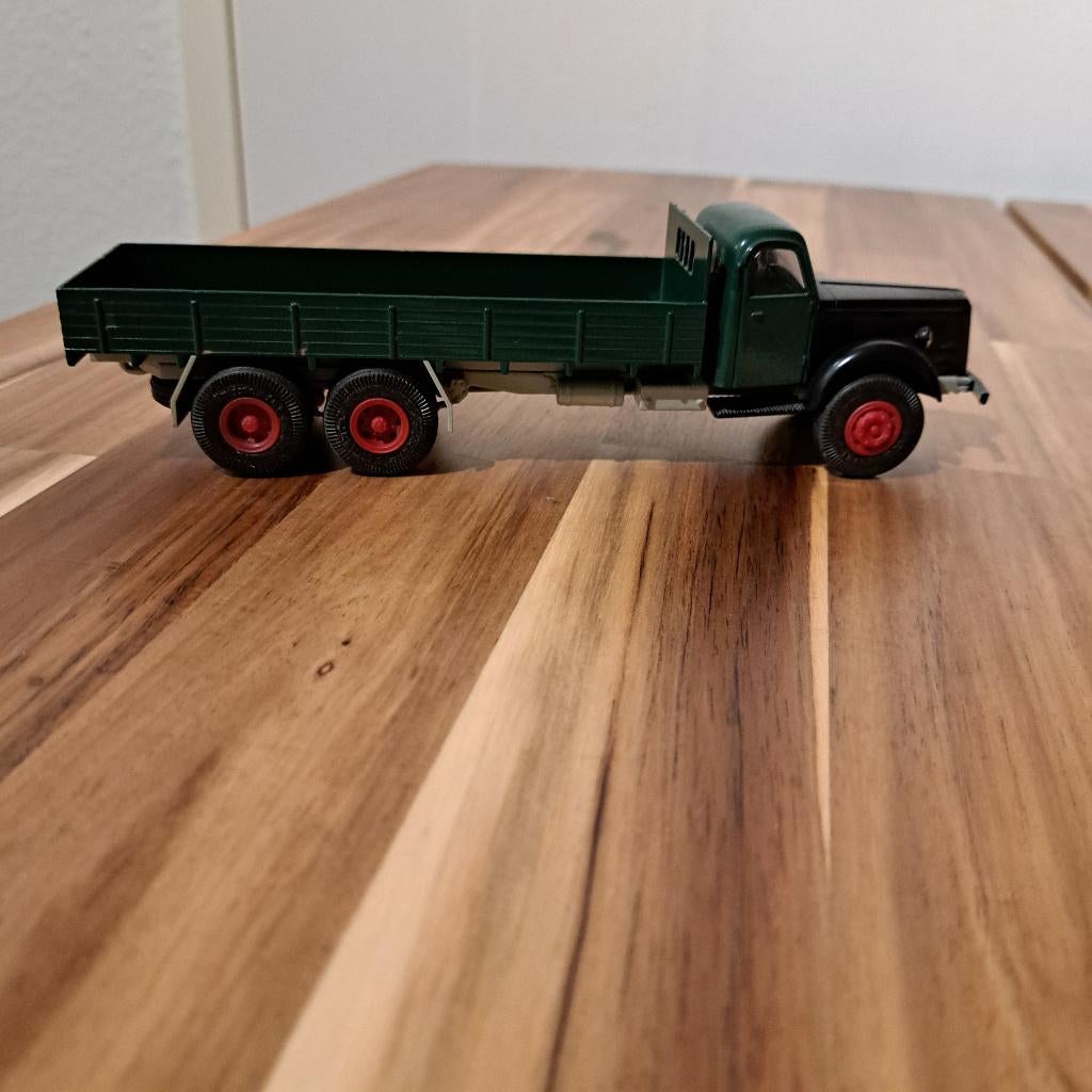 CONRAD VOLVO 6 X 2 L NEUS /KIEPER /MERCEDES BENZ KIEPERS NW., Verzenden, Nieuw, Bus of Vrachtwagen, Conrad