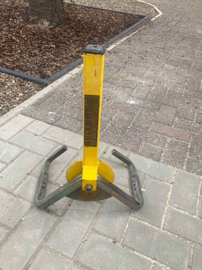 Bulldog wielklem / parkeerklem /Anti Diefstal Slot, Ophalen of Verzenden