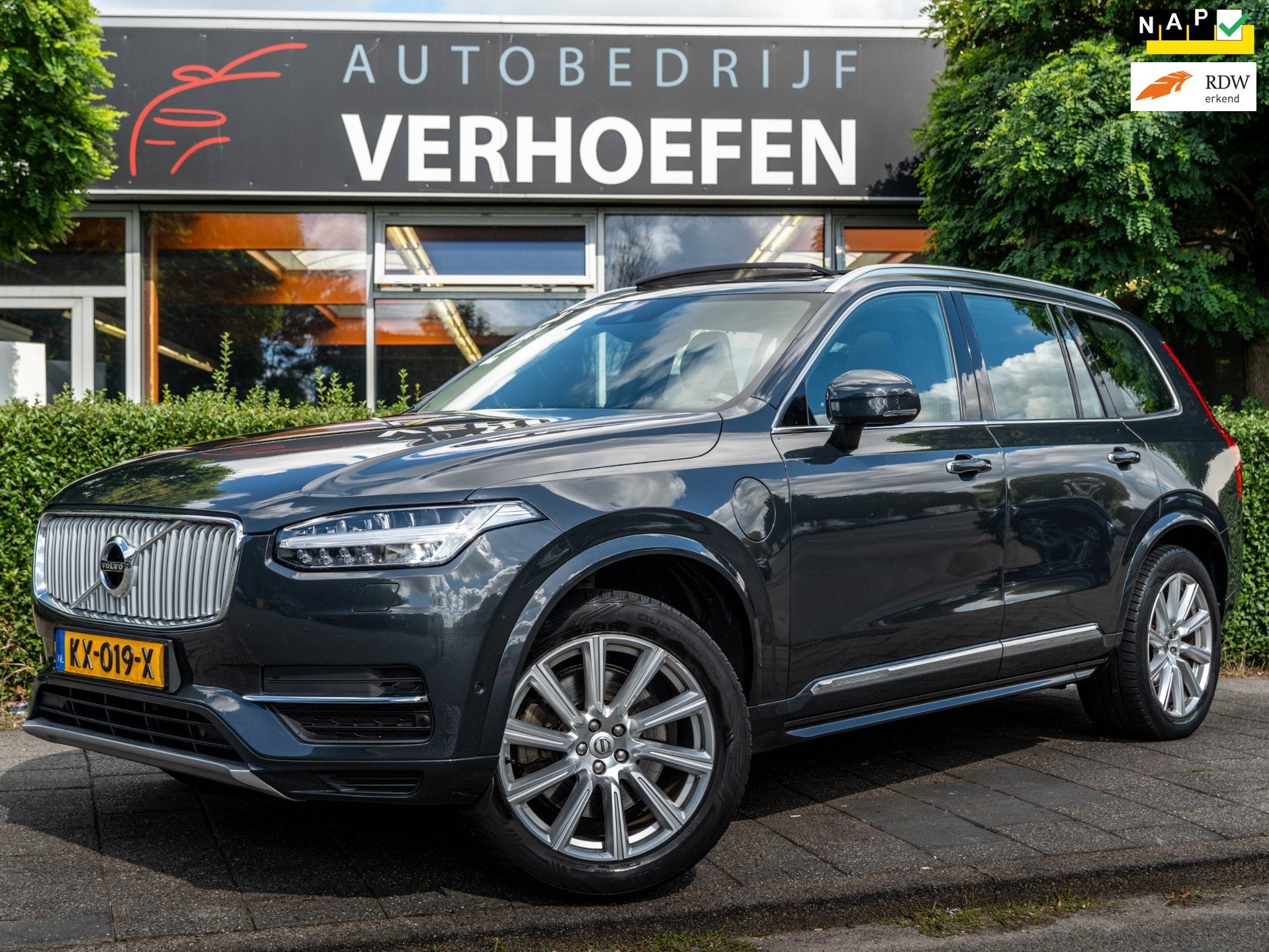 Volvo XC90 2.0 T8 Twin Engine AWD Inscription | 7 PERS | APP