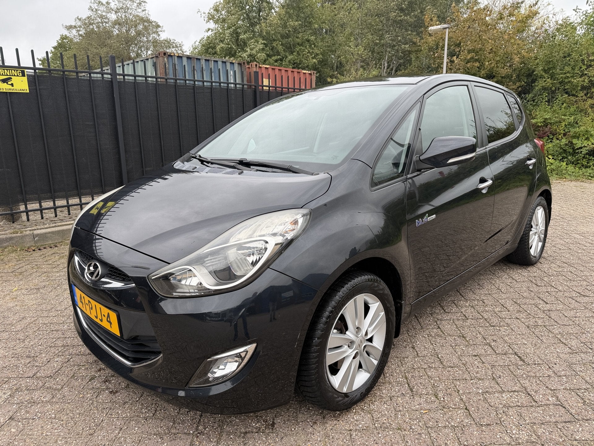 Hyundai ix20 1.4i i-Vision Clima/Cruise/LMV/Trekhaak, Auto's, Voorwielaandrijving, Stof, Gebruikt, Zwart