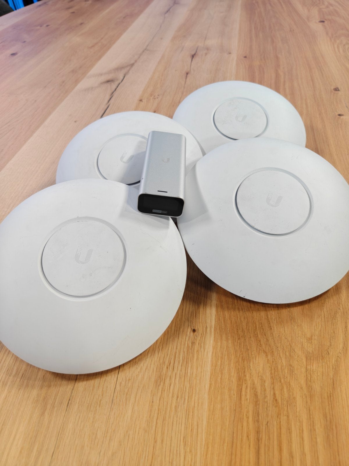 4x Unifi AC Pro Access Points + Unifi Cloud Key Gen2, Ophalen of Verzenden