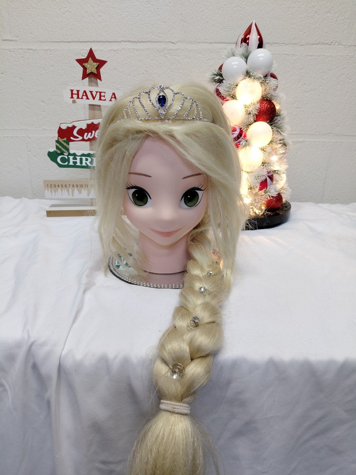 frozen pruik met  hoofd, Ophalen