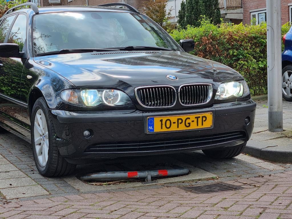 BMW E46 3se 2.0 I 318i Touring 2004 Zwart Metallic (699 eur), 13 km/l, Achterwielaandrijving, Zwart, Handgeschakeld
