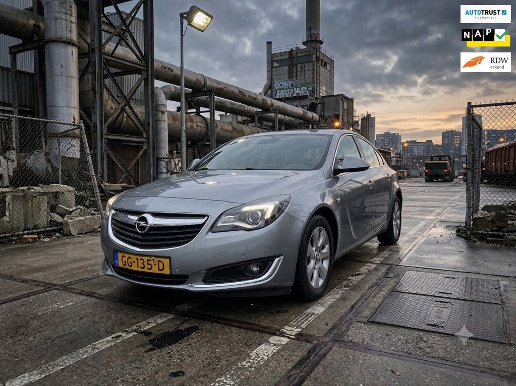 Opel Insignia 1.4 T EcoFLEX Edition | Trekhaak | Camera |, Auto's, Voorwielaandrijving, Dealer onderhouden, 4 cilinders, Automatische klimaatregeling