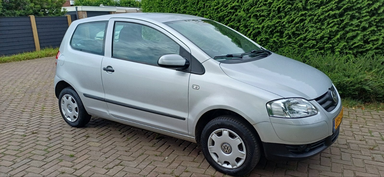 Volkswagen Fox 1.4 55KW 2006 Grijs, Auto's, Voorwielaandrijving, 15 km/l, 4 cilinders, 4 stoelen