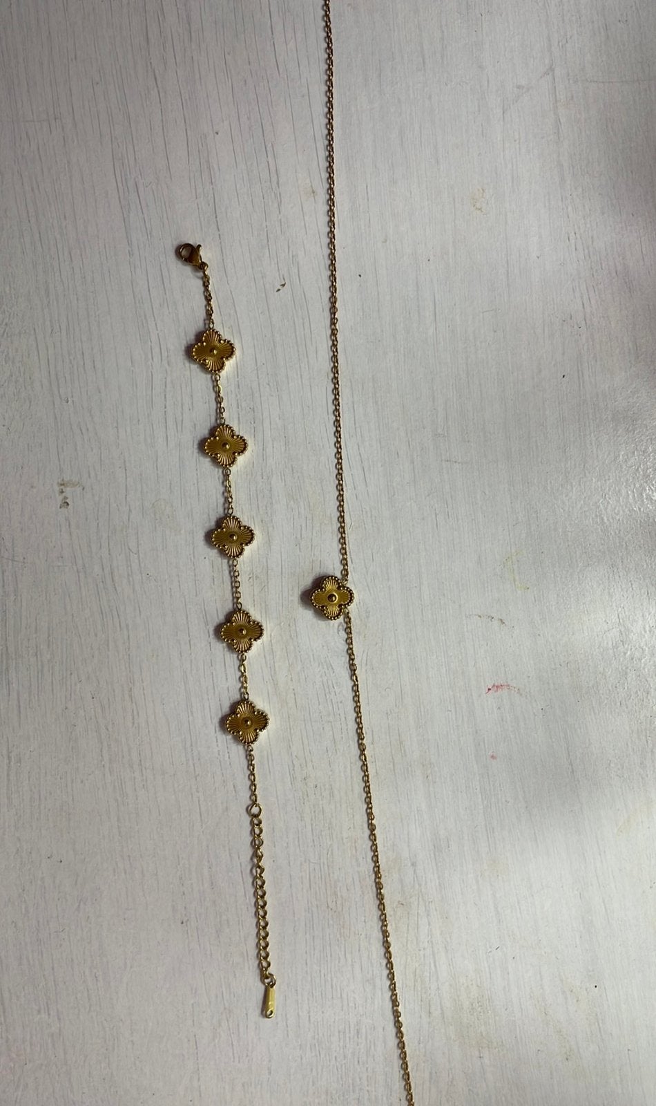 Van cleef ketting & armband, Ophalen of Verzenden, Zo goed als nieuw, Met bedels of kralen, Goud