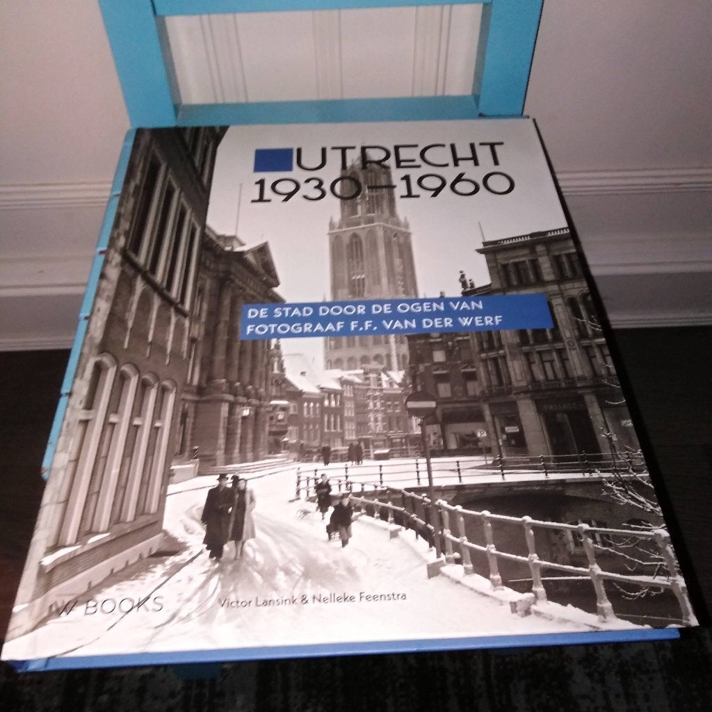 Utrecht 1930-1960 stad door fotograaf F.F. van der Werf, Ophalen, Gelezen