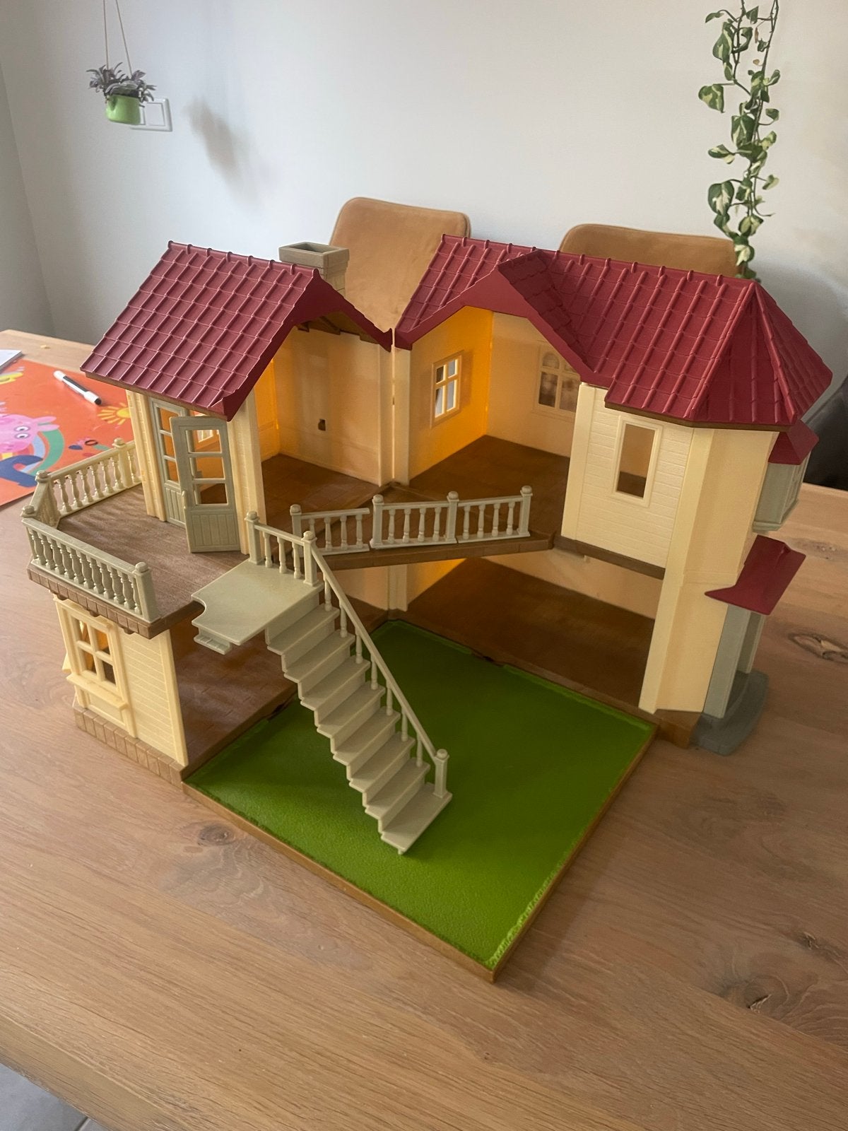 Sylvanian Families Huis met Poppetjes en Meubels, Ophalen, Gebruikt, Jongen of Meisje