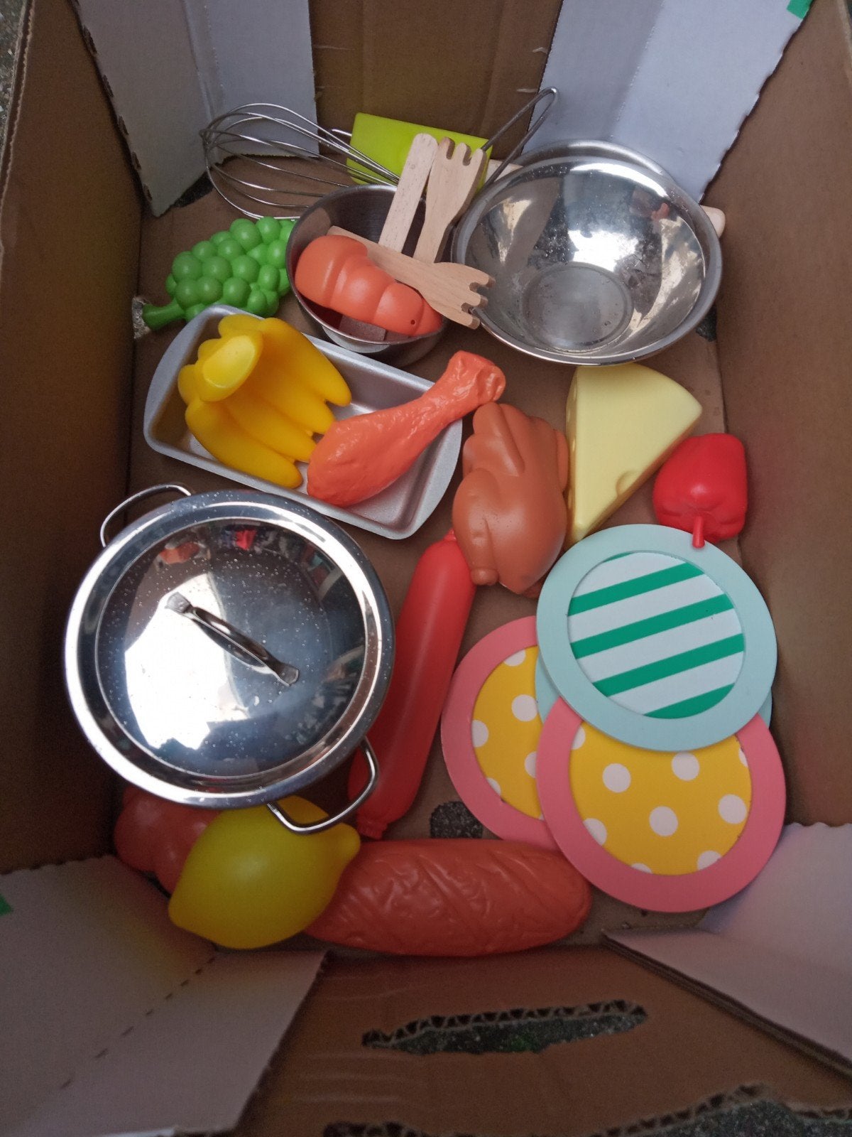 Doosje met speelgoed voor kinderkeuken, Ophalen of Verzenden, Gebruikt, Kunststof, Speelkeuken-accessoire