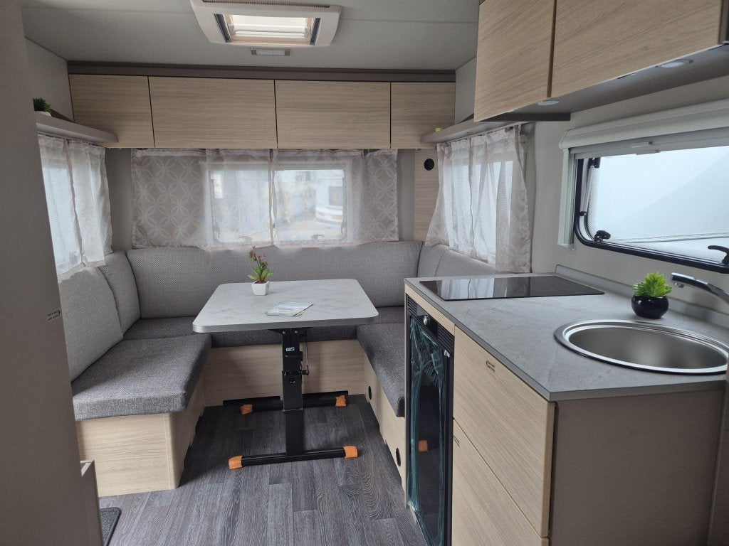 Weinsberg CaraCito 450 FU Model 2026, Rondzit, Bedrijf, Niet ingevuld, Overige typen