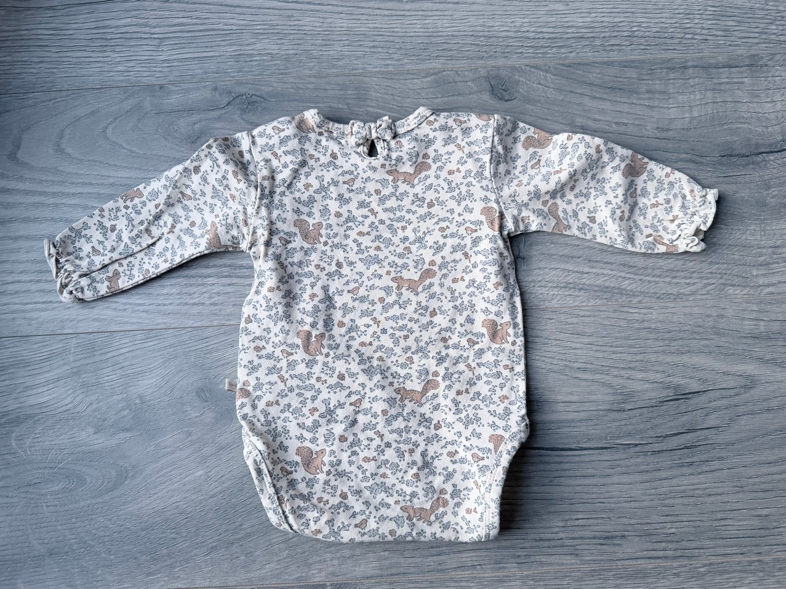 Schattige romper met eekhoorntjesprint - Maat 62, Ophalen of Verzenden, Gebruikt, Jongetje of Meisje, Nacht- of Onderkleding