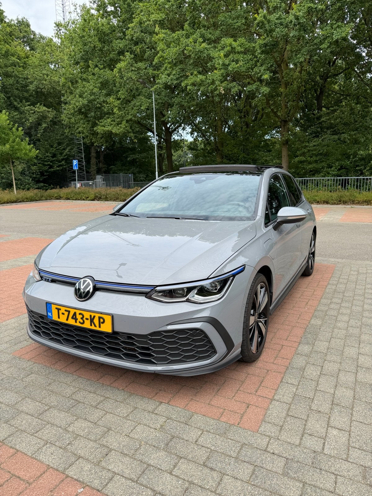 Volkswagen Golf 1.4 Ehybrid GTE 245pk DSG 2021 Grijs, Stof, 4 cilinders, Plug-in hybride, 1395 cc