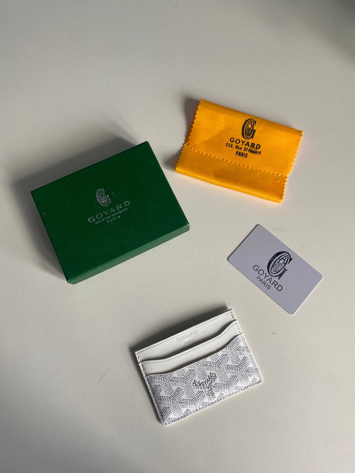 Gloednieuwe witte Goyard kaarthouder, Sieraden, Tassen en Uiterlijk, Portemonnees, Overige merken, Wit, Nieuw, Ophalen of Verzenden