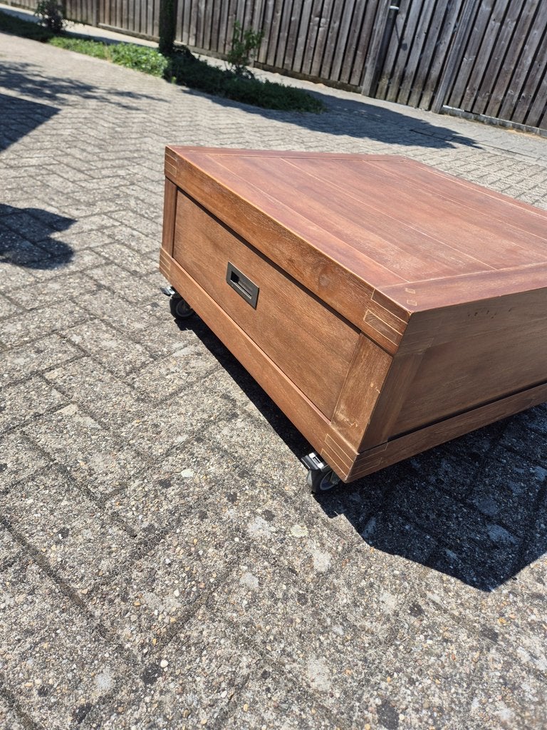 2 mooie salontafels met lades en wieltjes van eiken, Ophalen, Gebruikt, 50 tot 100 cm, 50 tot 100 cm