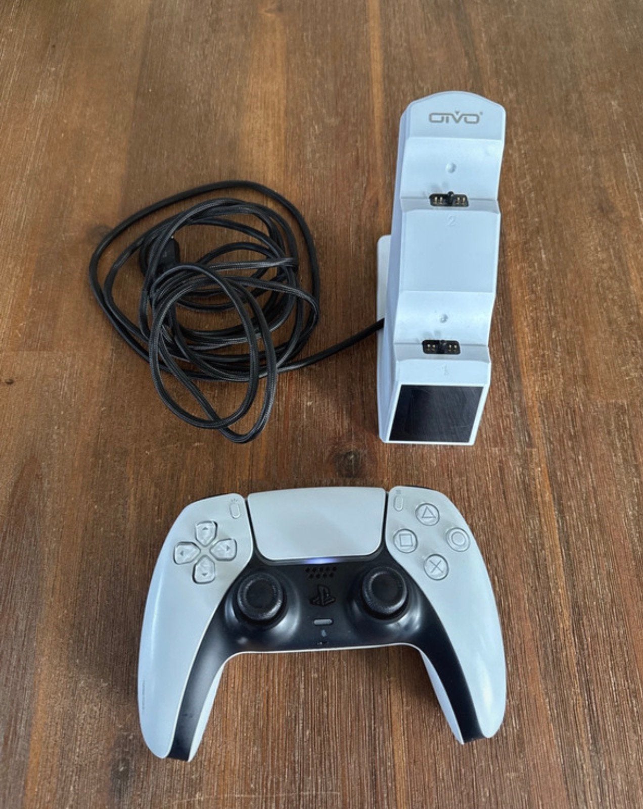 PS5 controller met dubbele oplader, Gebruikt, PlayStation 5, Ophalen of Verzenden, Controller