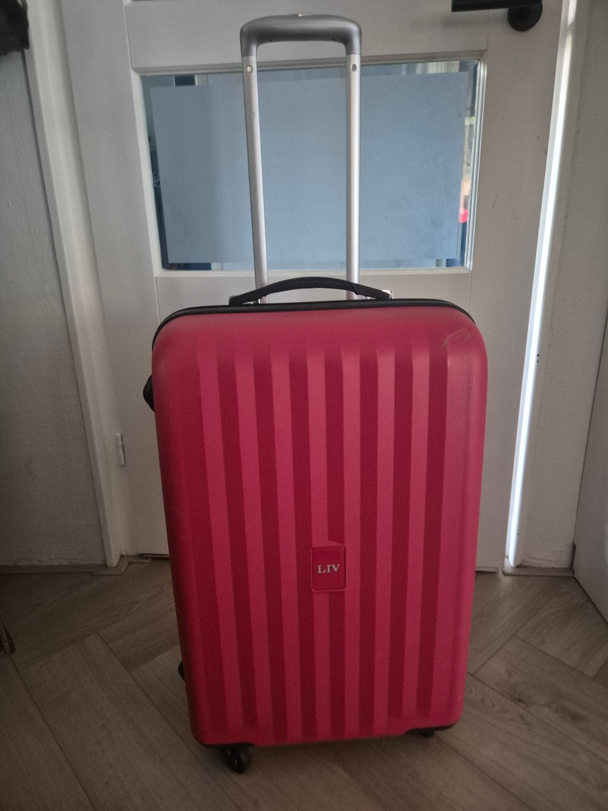 Koffer 4 wielen tsa slot hard, Ophalen, Gebruikt, Hard kunststof, Slot