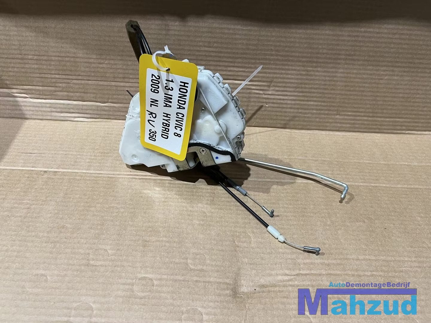 HONDA CIVIC 8 FD FA sedan rechts voor deurslot deur slot 200, Gebruikt, Info@honda.co.jp, Ophalen of Verzenden, Minami-Aoyama 2-chome 1-1
107-8556  Tokyo