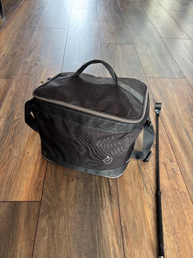 Paardrij tas compleet met accessoires, Dieren en Toebehoren, Paardrijkleding, Ophalen, Kinderen, Overige soorten, Zo goed als nieuw