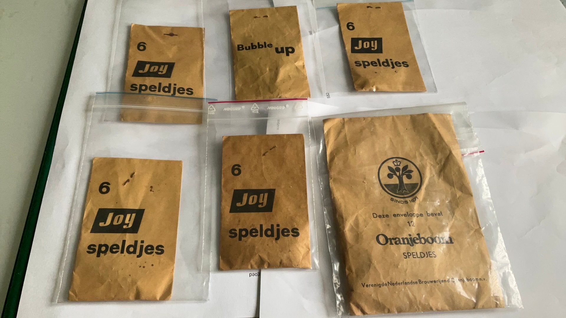 6 zakjes met speldjes erin, Verzamelen, Ophalen of Verzenden, Gebruikt, Overige onderwerpen