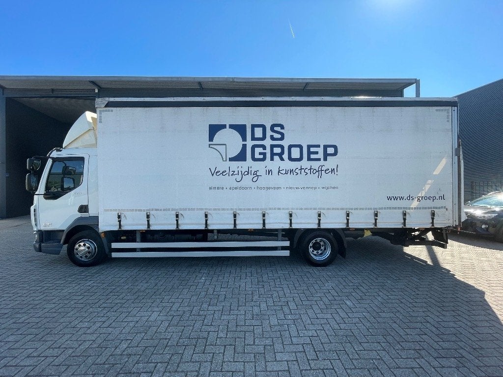 DAF LF220 (bj 2016), Auto's, Vrachtwagens, Euro 6, Bedrijf, Diesel, DAF