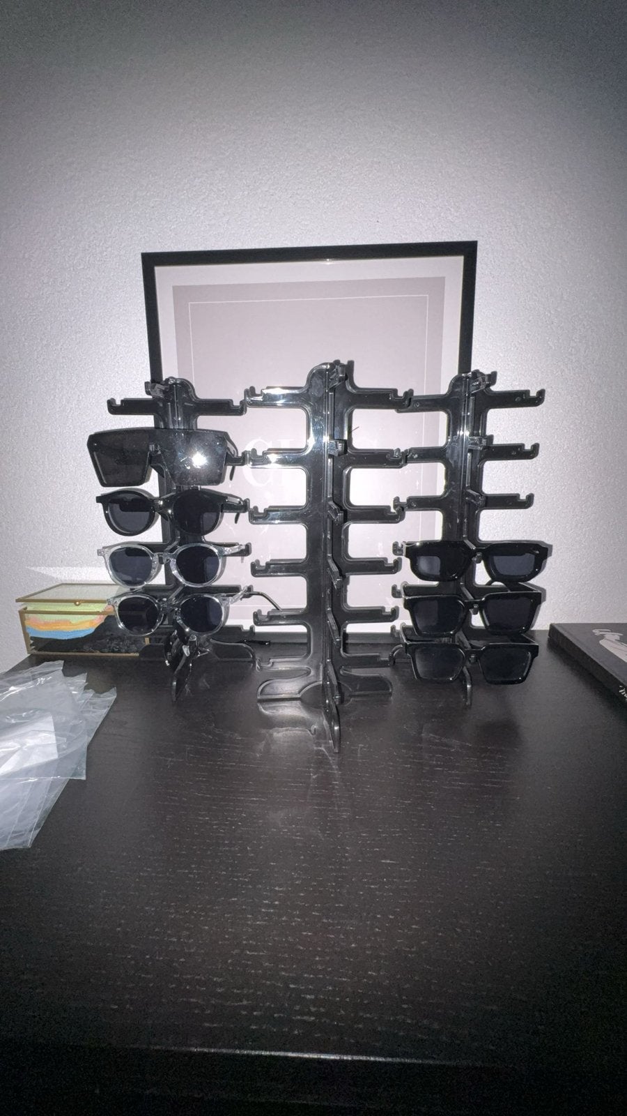 Zonnebrillen display met 10 zonnebrillen, inclusief doekje e, Overige merken, Zonnebril, Zwart, Nieuw