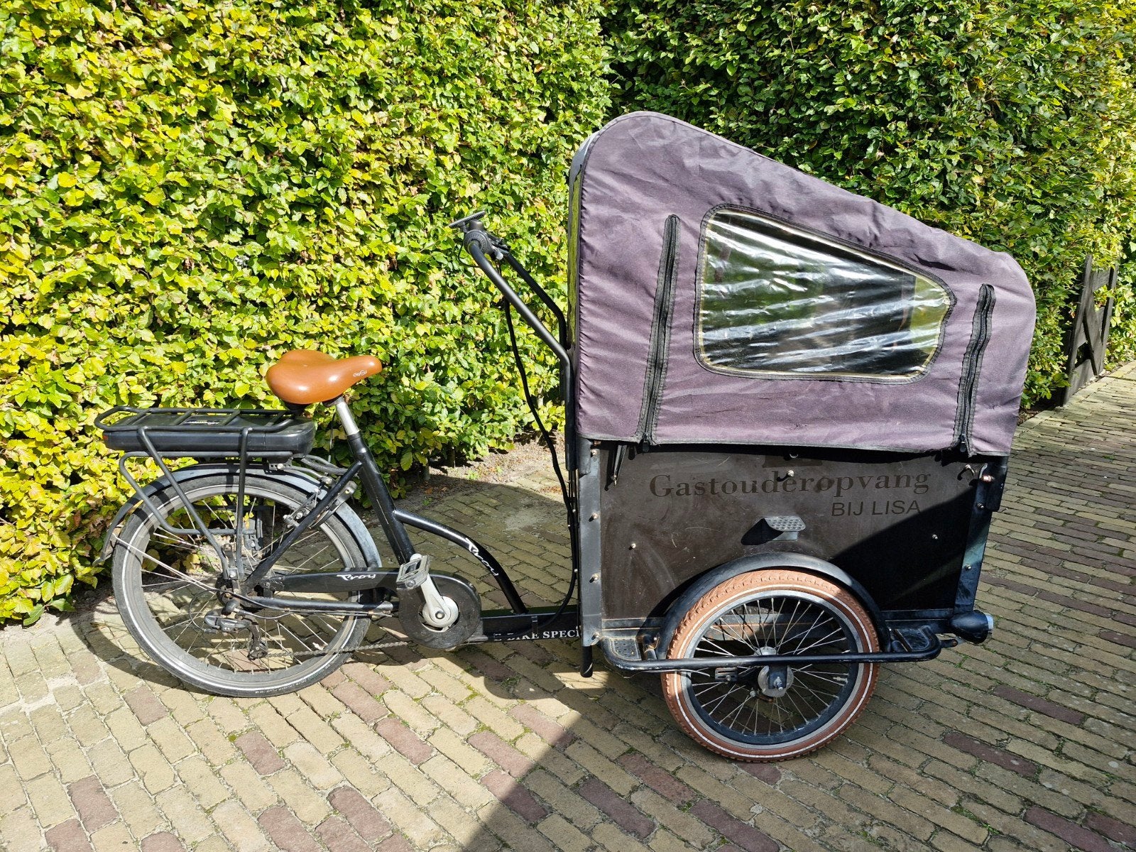 Troy Bakfiets Elektrisch met Babyzitje en Huif, 4 kinderen of meer, Gebruikt, Elektrisch, Trommelrem