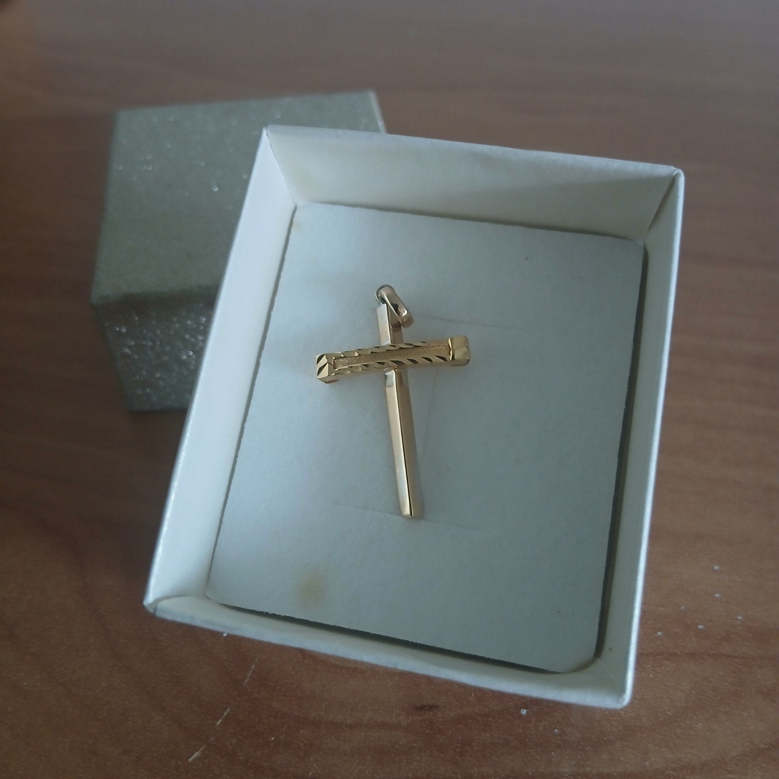18krt 18k 18kt goud kruisje  , gouden kruis  kruisje hanger, Sieraden, Tassen en Uiterlijk, Kettinghangers, Ophalen of Verzenden
