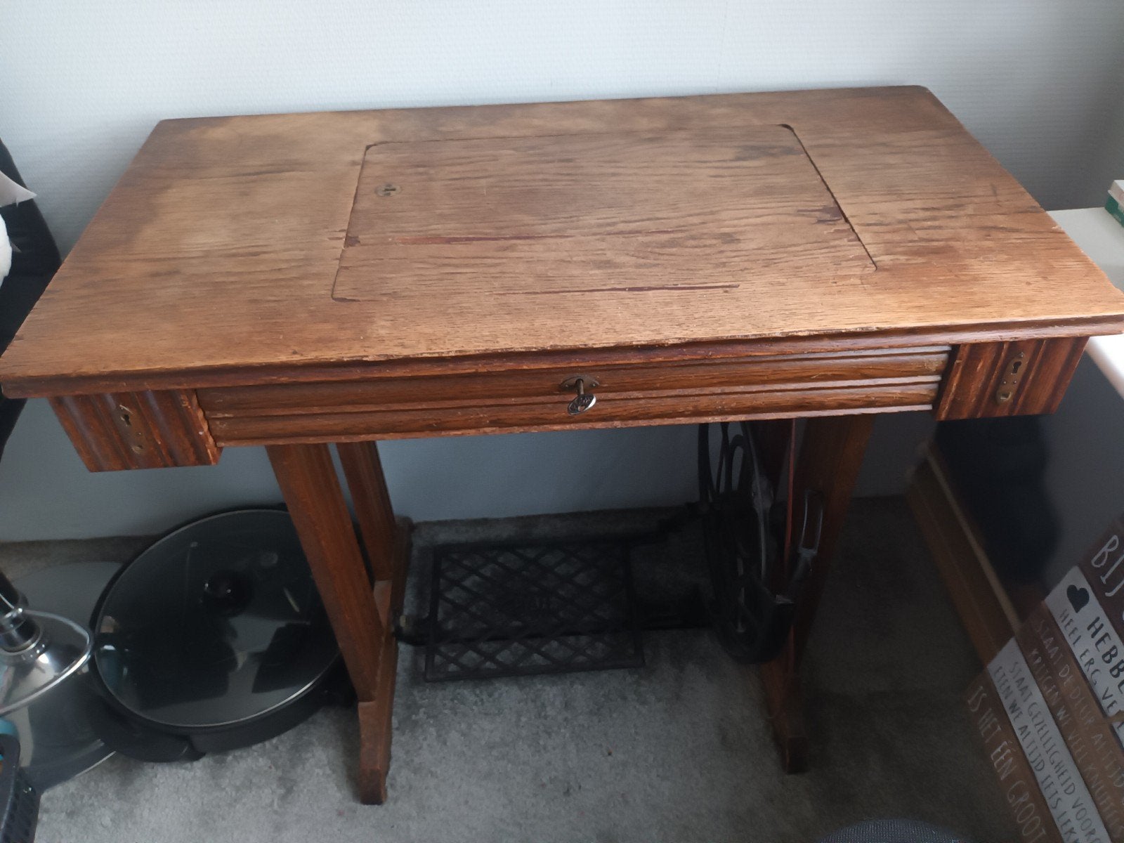 Antieke PFAFF 30 Naaimachine met Houten Tafel, Antiek en Kunst, Ophalen