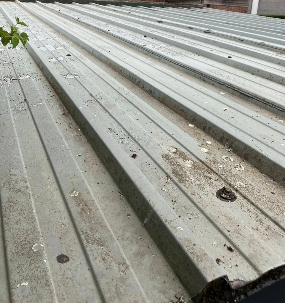 Geisoleerde dakplaten 80/40mm, Gebruikt, 15 m² of meer, Metaal, Grijs