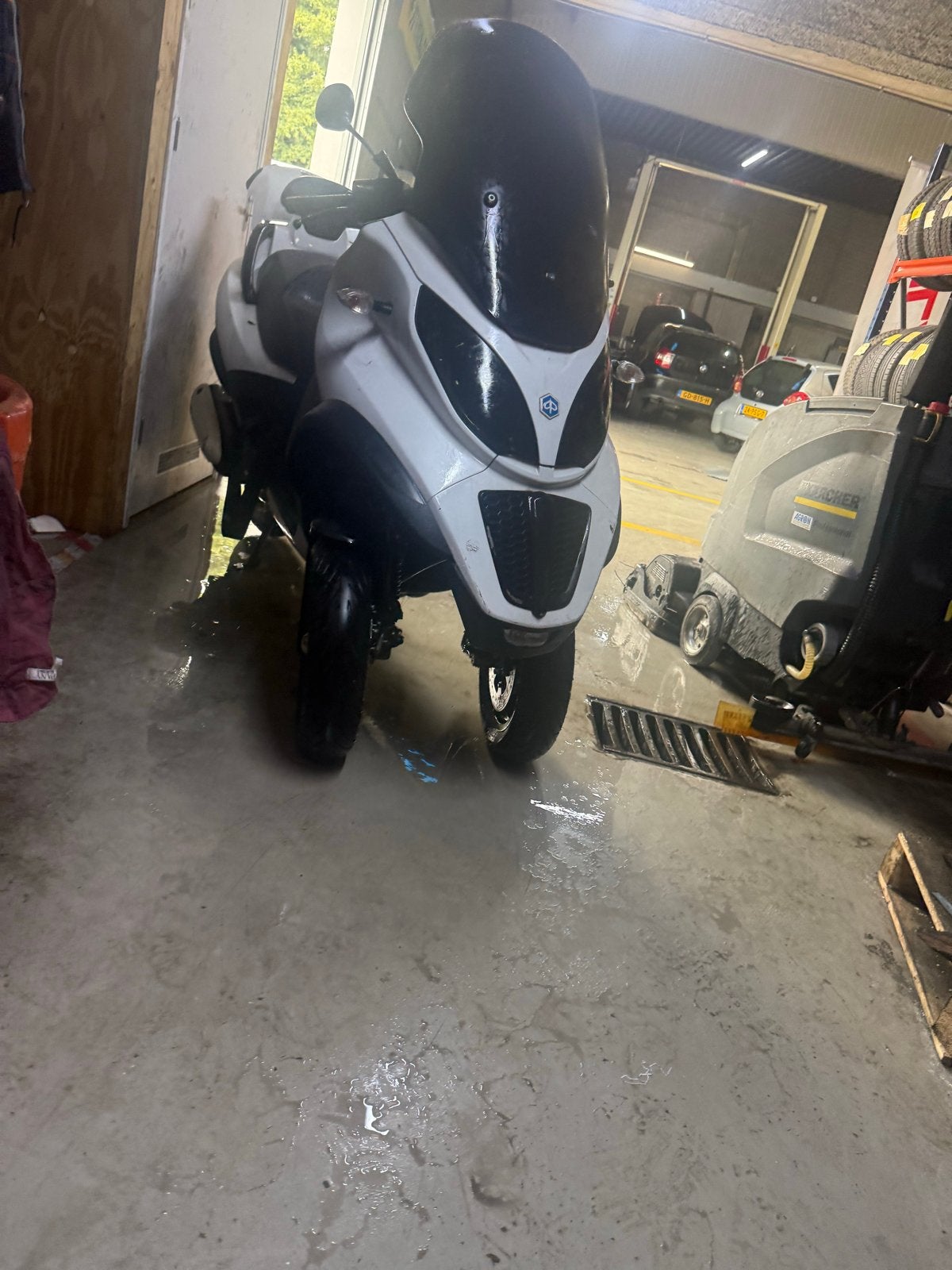Piaggio MP3 Yourban 300 LT - Wit ( 23.150 km ), Gebruikt, Overige modellen, Ophalen of Verzenden, Benzine