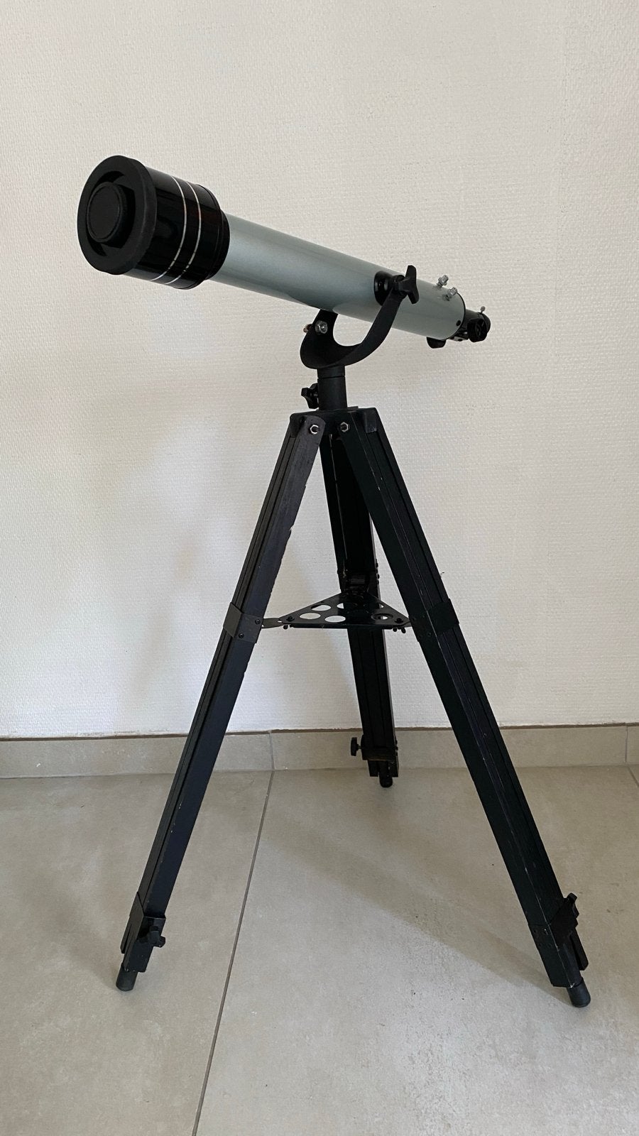 Spectron telescoop met statief., Ophalen, Gebruikt, Lenzentelescoop (refractor), Met statief