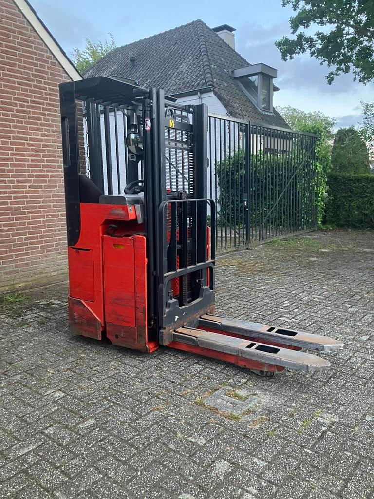 Linde stapelaar L12 r in goede staat, 1000 tot 2000 kg, Ophalen, Elektrisch, Stapelaar