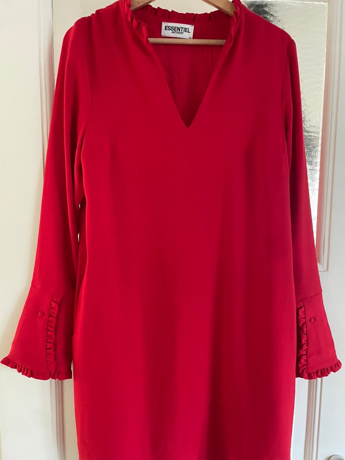 Essentiel Antwerp rood gevoerd jurkje maat M/38 ZGAN, Kleding | Dames, Jurken, Maat 38/40 (M), Ophalen of Verzenden, Zo goed als nieuw