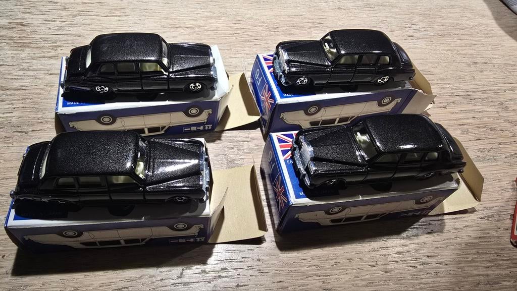 Tomica F6 Rolls Royce Phantom VI in 1:78 scale, Hobby en Vrije tijd, Modelauto's | 1:87, Ophalen of Verzenden, Auto, Overige merken