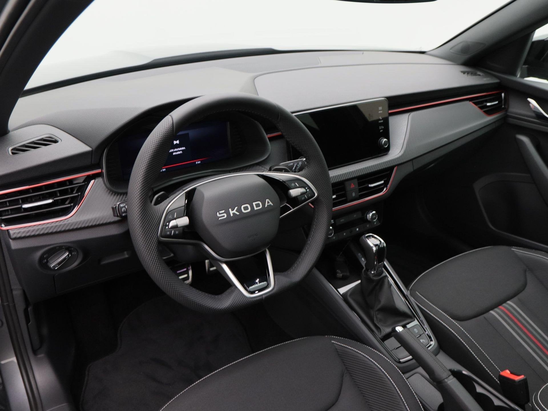 Skoda Kamiq Monte Carlo 1.0 TSI 115 PK | Automaat | Stoelver, Auto's, Euro 6, 1148 kg, Origineel Nederlands, Nieuw